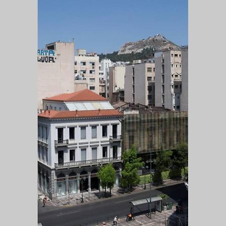 City Center Modern Renovated Apartment أثينا المظهر الخارجي الصورة